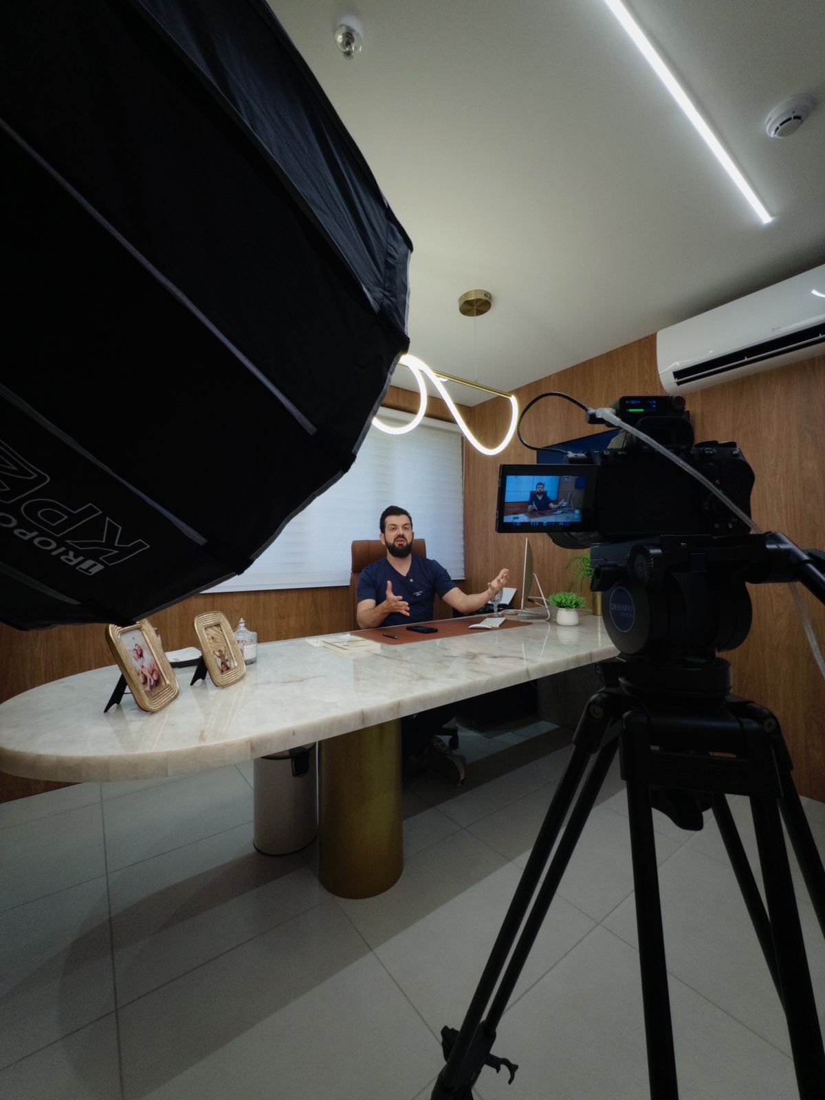 Bastidores — gravação com médico no consultório